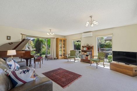 Photo of property in 10 Godfrey Place, Ilam, Christchurch, 8041