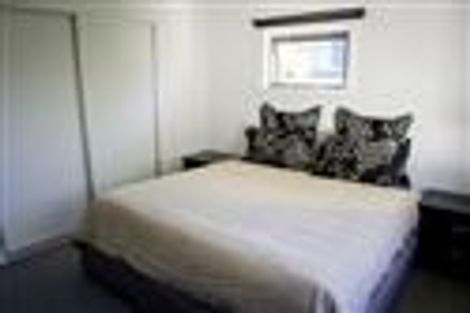 Photo of property in 290 Withells Road, Avonhead, Christchurch, 8042
