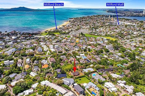 Photo of property in 28 Parr Terrace, Castor Bay, Auckland, 0620