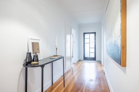 Photo of property in 28 Walsh Street, Forest Lake, Hamilton, 3200