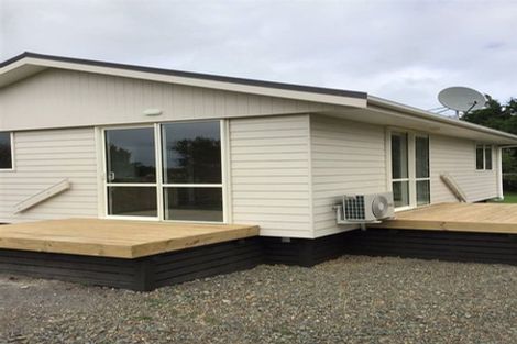 Photo of property in 24 Te Arai Point Road, Te Arai, Wellsford, 0975