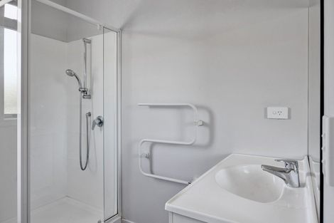 Photo of property in 2/2 Hori Street, Vogeltown, New Plymouth, 4310