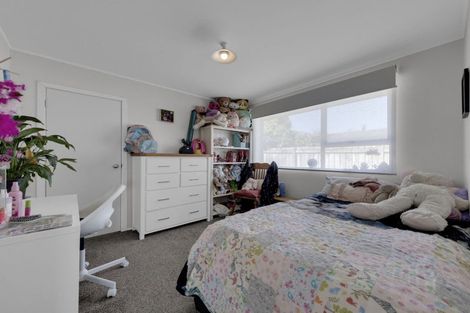 Photo of property in 8 Leslie Place, Deanwell, Hamilton, 3206