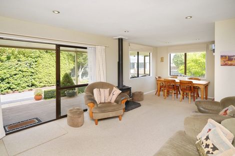 Photo of property in 42 Seadown Crescent, Amberley, 7410