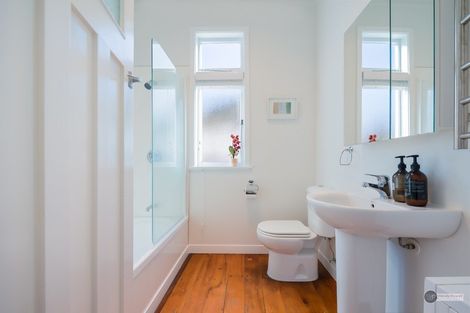 Photo of property in 49f1 Puriri Street, Woburn, Lower Hutt, 5010
