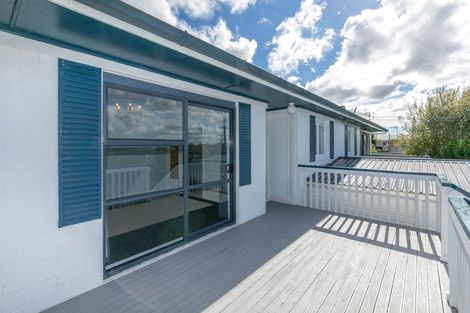Photo of property in 1 Mahoe Street, Melville, Hamilton, 3206