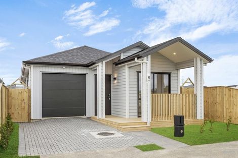 Photo of property in 25 Hupana Road, Karaka, 2113