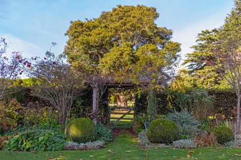 Photo of property in 82 Mckinstry Avenue, Te Ore Ore, Masterton, 5886