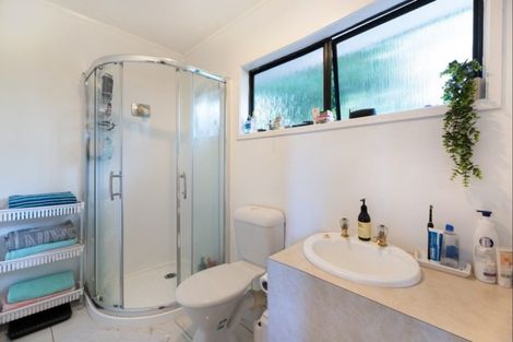 Photo of property in 39 Lastel Place, Shelly Park, Auckland, 2014