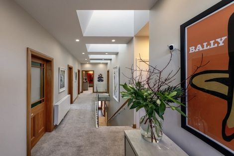 Photo of property in 56 Overtoun Terrace, Hataitai, Wellington, 6021