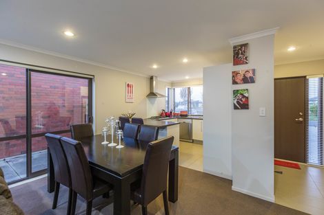 Photo of property in 20 Tarapiroe Avenue, Takanini, 2112