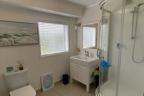 Photo of property in 73 Glenvar Road, Torbay, Auckland, 0630