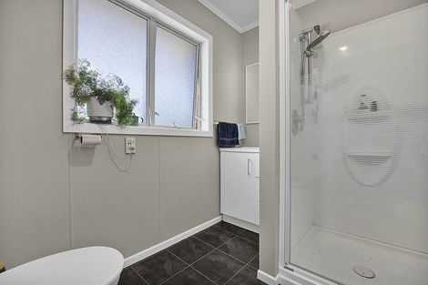 Photo of property in 39 Awanui Street, Merrilands, New Plymouth, 4312