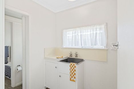 Photo of property in 7 Windsor Place, Levin, 5510