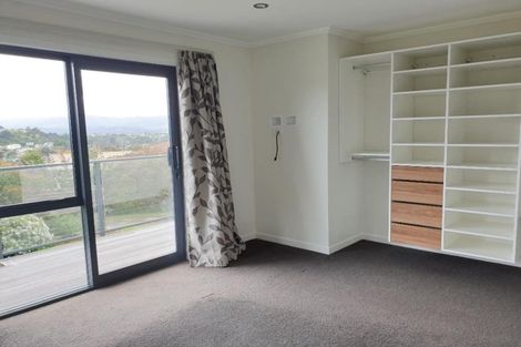 Photo of property in 20 Parkinson Close, Whitby, Porirua, 5024