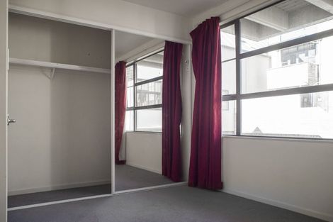 Photo of property in Pirie Street Townhouses, 18/35u Pirie Street, Mount Victoria, Wellington, 6011