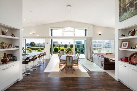 Photo of property in 1 Baxter Michael Crescent, Cambridge, 3434