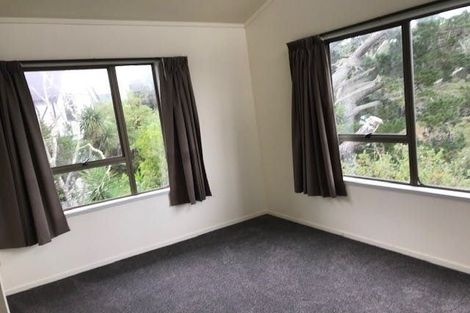 Photo of property in 38 Tree View Avenue, Glenfield, Auckland, 0629
