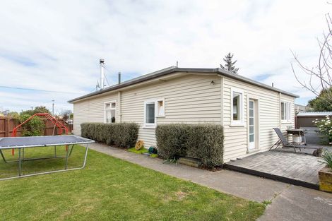 Photo of property in 35 Dampier Street, Woolston, Christchurch, 8023