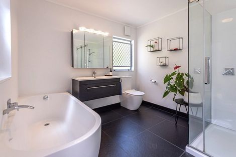 Photo of property in 2 Saint Marys Place, Onerahi, Whangarei, 0110