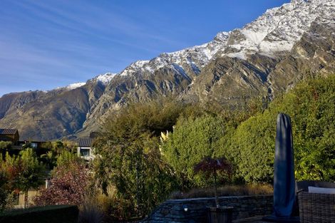 Photo of property in 3 Mckellar Drive, Jacks Point, Queenstown, 9371