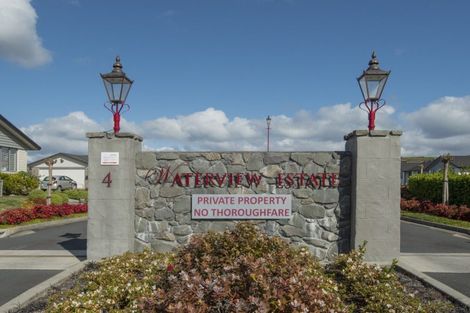 Photo of property in Waterview Estate, 26/4 Greystone Place, Omokoroa, 3114
