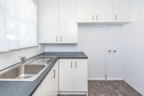 Photo of property in 1 Kupe Place, Castlecliff, Whanganui, 4501