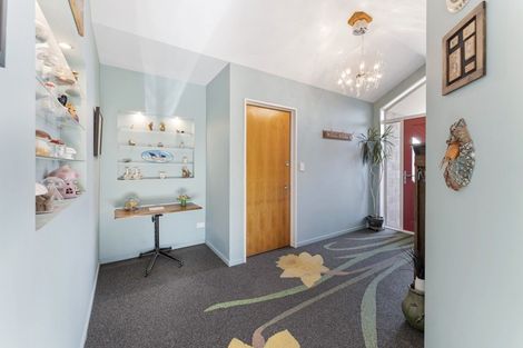 Photo of property in 15 Saddleback Green, Halswell, Christchurch, 8025