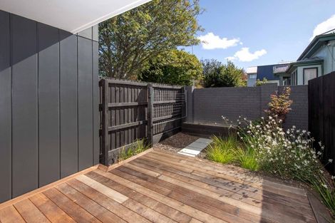 Photo of property in 2/20 Whiteleigh Avenue, Addington, Christchurch, 8024