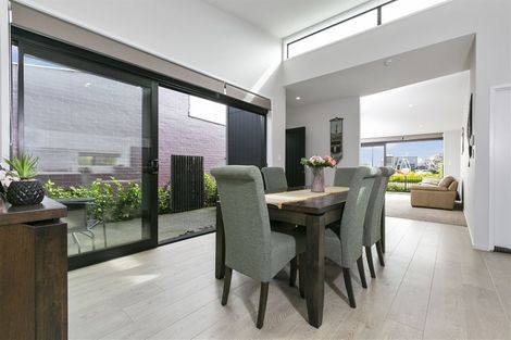 Photo of property in 12 Leadership Crescent, Papakura, 2110