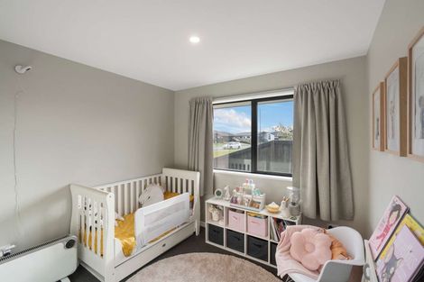 Photo of property in 72 Lady Isaac Drive, Rolleston, 7615