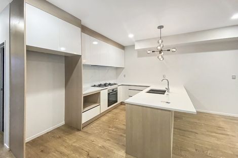 Photo of property in 7a Frontier Lane, Flat Bush, Auckland, 2019