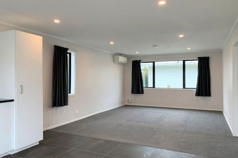Photo of property in 10 Rosier Road, Glen Eden, Auckland, 0602