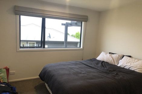 Photo of property in 52 Minaret Ridge, Wanaka, 9305