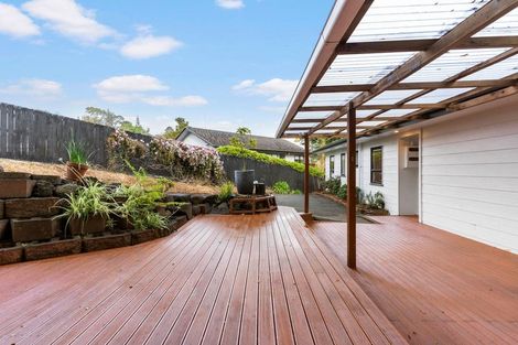 Photo of property in 112 Spinella Drive, Bayview, Auckland, 0629