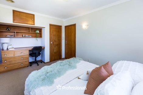 Photo of property in 8 Coates Grove, Silverstream, Upper Hutt, 5019