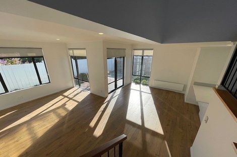 Photo of property in 13 Frieston Road, Milford, Auckland, 0620