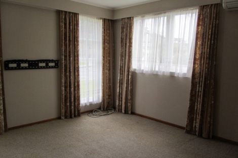 Photo of property in 15f1- Mangaroa Hill Road, Maoribank, Upper Hutt, 5018