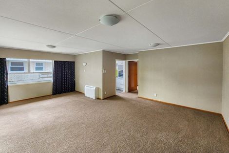 Photo of property in 2 Ferretti Grove, Avalon, Lower Hutt, 5011
