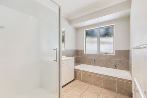 Photo of property in 17a Valley Road, Waiuku, 2123