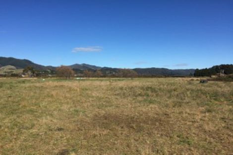 Photo of property in 242 Wallaceville Road, Wallaceville, Upper Hutt, 5371
