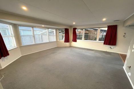 Photo of property in 52 Meremere Street, Wainuiomata, Lower Hutt, 5014