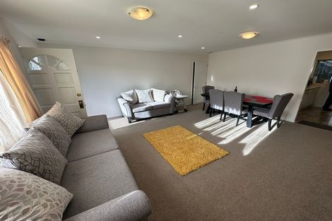 Photo of property in 3 Dunbarton Drive, Ranui, Auckland, 0612