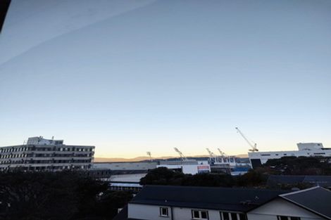 Photo of property in Hobson Court Flats, 38/70u Hobson Street, Thorndon, Wellington, 6011