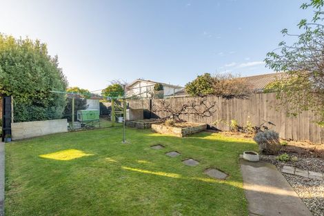 Photo of property in 18 Delaware Crescent, Russley, Christchurch, 8042