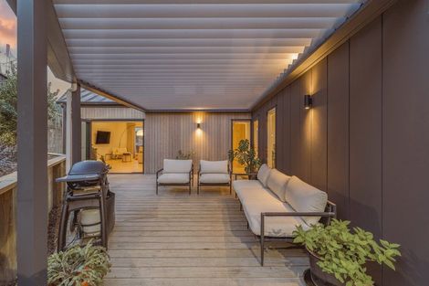 Photo of property in 4 Godley Quay, Lyttelton, 8082