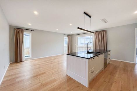 Photo of property in 12 Kota Lane, Hobsonville, Auckland, 0616