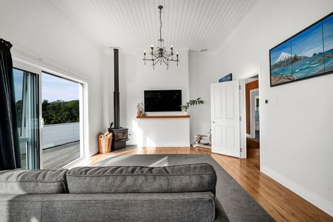 Photo of property in 1a Squire Place, Blagdon, New Plymouth, 4310