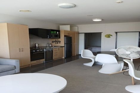 Photo of property in Twin Towers, 909/17 Putney Way, Manukau, Auckland, 2104