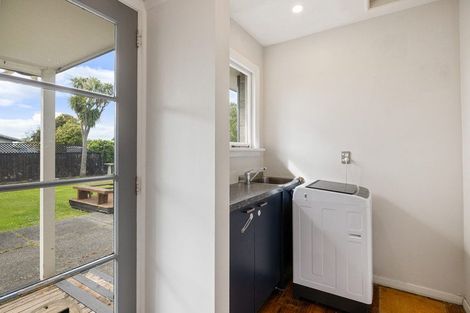 Photo of property in 124 Cavendish Road, Casebrook, Christchurch, 8051